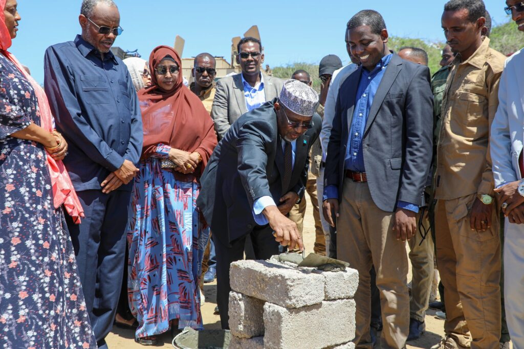 Somali Speaker of the Lower House lays foundation stone for the port of ...